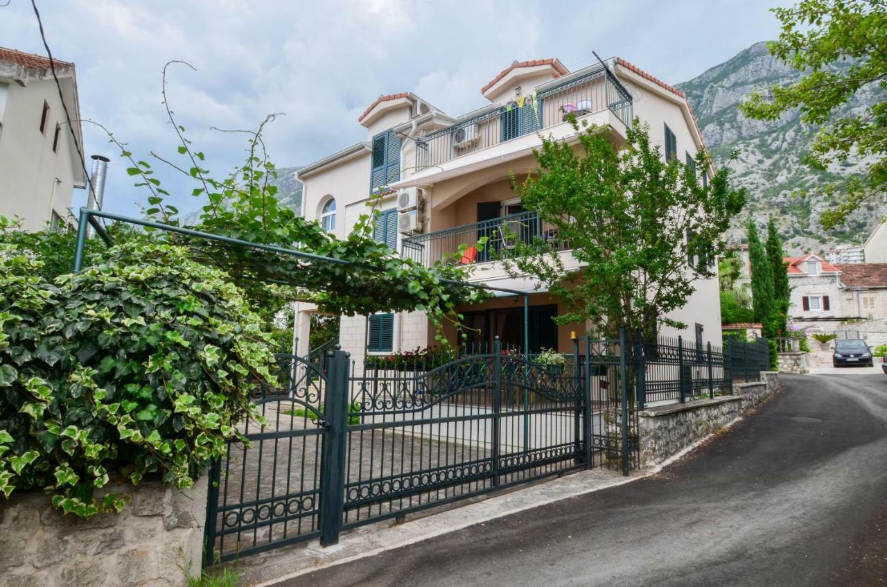 Apartment Radulovic コトル エクステリア 写真